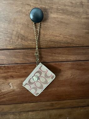 Coach Pink Signature Card Holder with Gold Chain Clip